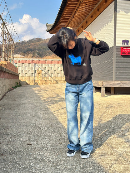 hand-paint | Blue Doggy Sweatshirt