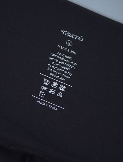 (結束) Mist : Basic Shorts 8" - Black